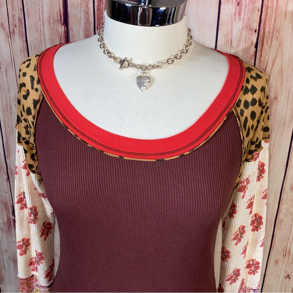 🚫SOLD🚫 Free People Bright Side Thermal in Burgundy with Leopard Floral Sleeves - Picture 7 of 11